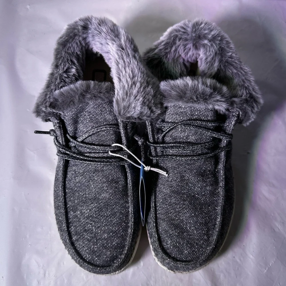 Hey Dude cozy gray